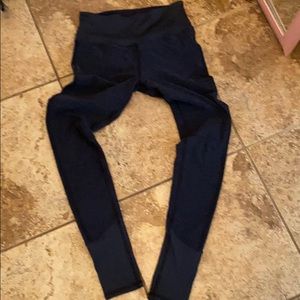 Alo leggings size medium full length GUC